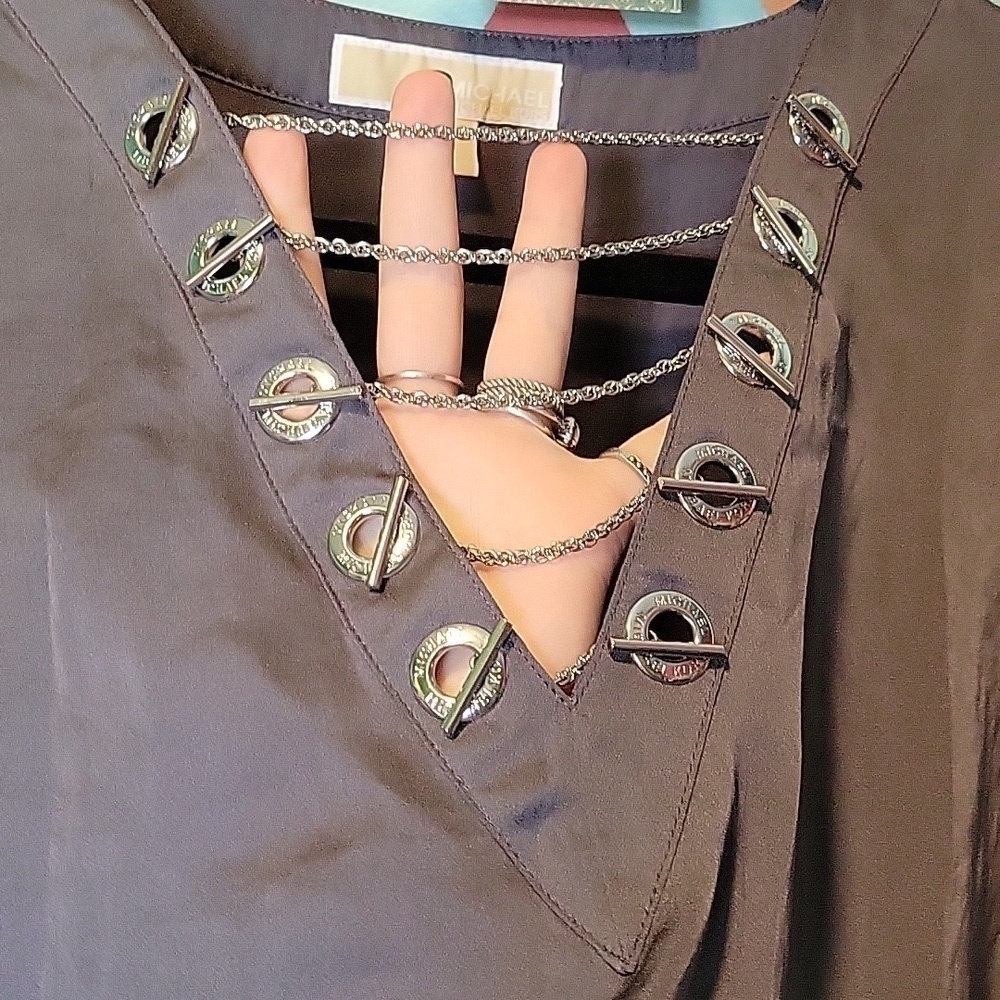 MICHAEL Michael Kors Women's Toggle Chain Gray Tunicin Top Size XS - Picture 8 of 9